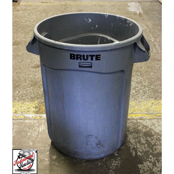 BAILIFF SEIZURE: RUBBERMAID COMMERCIAL 32G BRUTE