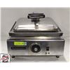Image 1 : TOASTMASTER S/S COUNTERTOP SANDWICH GRILL