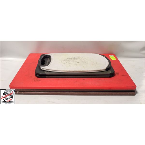 SEVEN ASSORTED POLY CUTTING BOARDS