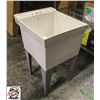 Image 2 : LAUNDRY TUB SINK WITH LEGS - 20" x 24"