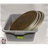 Image 1 : BUS BIN OF 16" PIZZA SCREENS
