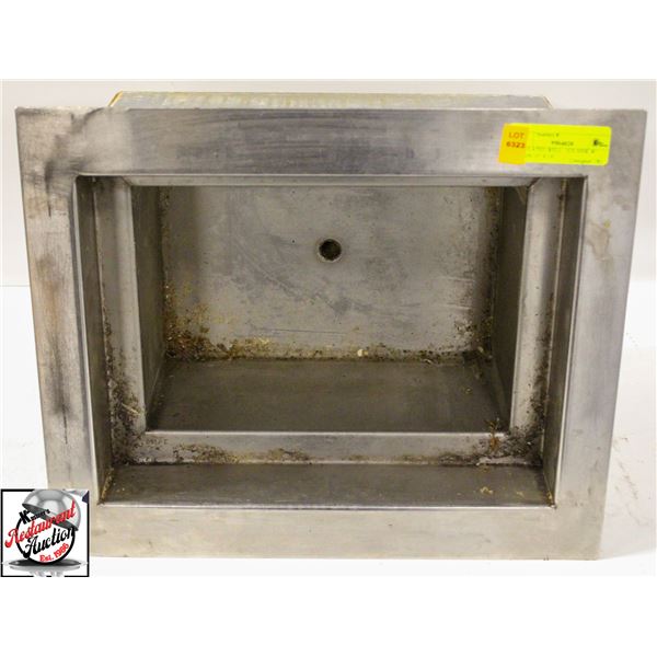INSULATED WELL / ICE SINK W/ DRAIN 10" X 14"