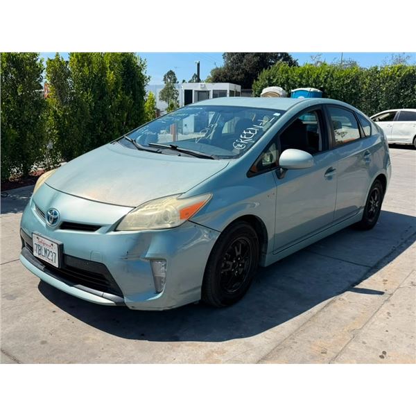 TOYT PRIUS 2013 T-DONATION