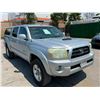 Image 2 : TOYT TACOMA 2006 O/S-T SMOG-2 DAYS