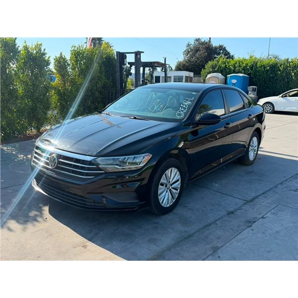 VOLK JETTA 2019 O/S TITLE 2 DAYS