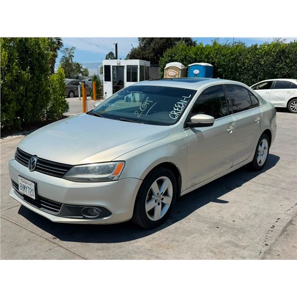 VOLK JETTA 2011 SALV T/DONATION