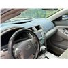Image 5 : TOYT CAMRY 2007 SALV T/DONATION