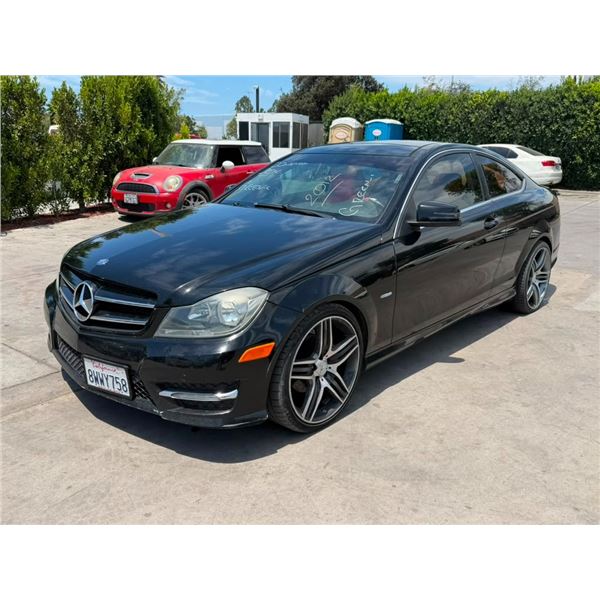 MERZ C250 2012 SALV T/DONATION