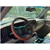 Image 5 : CHEV TAHOE 2001 SALV T/DONATION