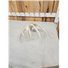 Image 3 : 89 2/8" Wild Whitetail Shed Antler