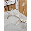 Image 5 : Collection Of 3 Whitetail Shed Antlers