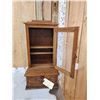 Image 3 : Oak Case Knife Cabinet