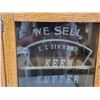 Image 4 : Oak Keen Kutter Cabinet