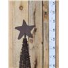 Image 2 : Rustic Barb Wire Christmas Tree