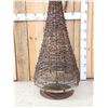 Image 3 : Rustic Barb Wire Christmas Tree