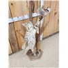 Image 4 : Bobcat Leaping For A Quail Floor Lamp Taxidermy