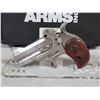 Image 3 : Bond Arms Cowboy Defender. 357 Mag / .38 Spl 2 Shot Derringer Pistol