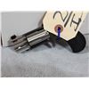 Image 5 : North American Arms Pug .22 Mag Revolver Stainless