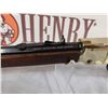 Image 5 : Henry Model H004 Golden Boy .22 Lever Action Rifle Like New
