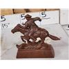 Image 5 : Cast Iron Winchester Figurine