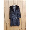 Image 1 : Vintage 3/4 Length Mink Fur Coat