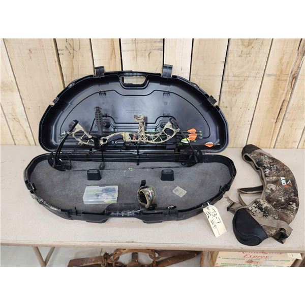PSE Uprising Compound Bow With Accessories