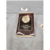 Image 1 : NRA Classic Collector Series Bronze Medallion Display