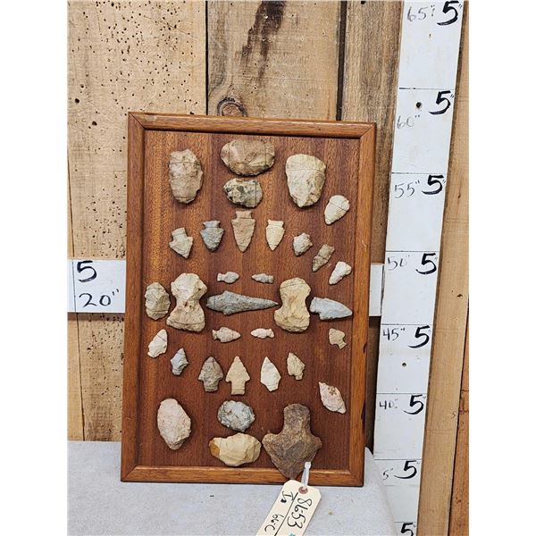 Collection Of 33 Stone Arrowheads & Tools Native American Artifacts