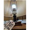 Image 2 : 2 Quail In A Lamp Bird Taxidermy