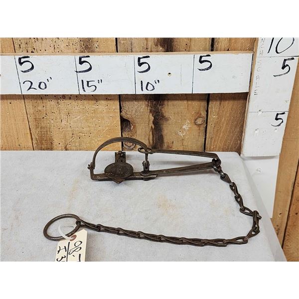 S. Newhouse Oneida Community # 21 1/2 Single Long Spring Trap