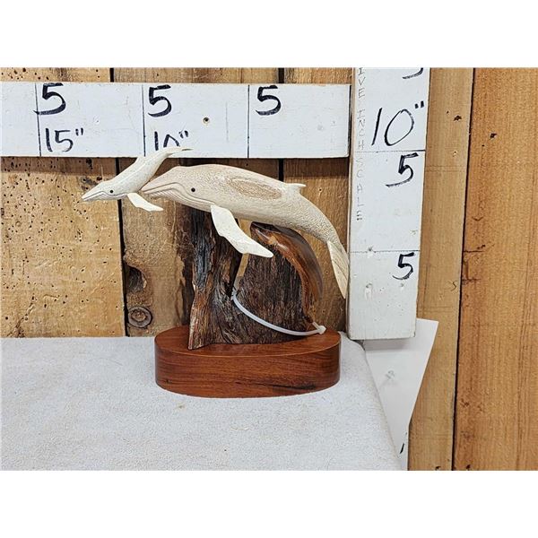 Alaskan Inuit Carved Ehale Cow & Calf In Bone
