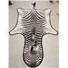 Image 1 : Zebra Rug Taxidermy