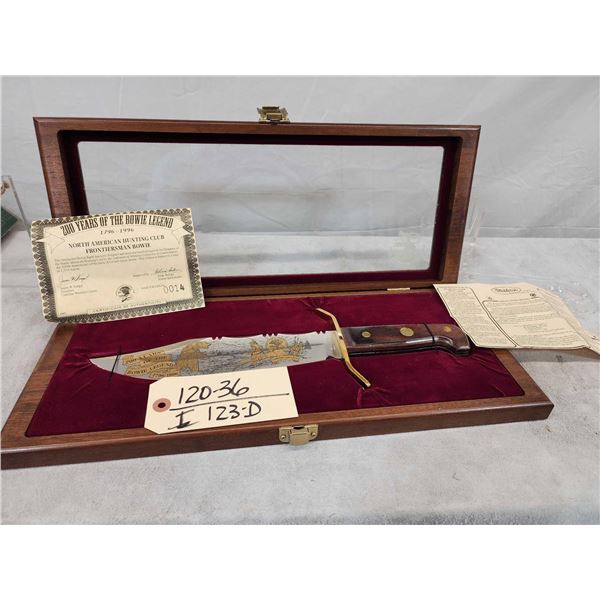 Western Frontiersman Commemorative Bowie Knife