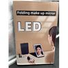 Image 2 : Folding LED Makeup Mirror with Battery
