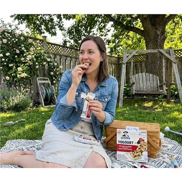 Lot of 6 - Quaker Yogourt Granola Bars, 5 x 175g