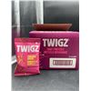 Image 1 : TWIGZ Cinnamon Churro Pretzels 12-Pack