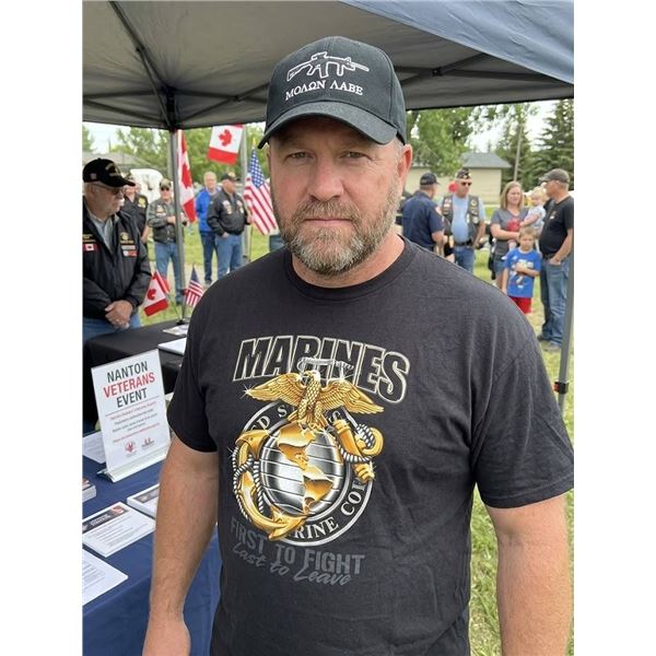 USMC Marines T-Shirt & MOLON LABE Cap Set