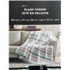Image 3 : French Connection Plush Throw Blanket