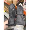 Image 4 : Karbon Ski Mittens Black S/P heated