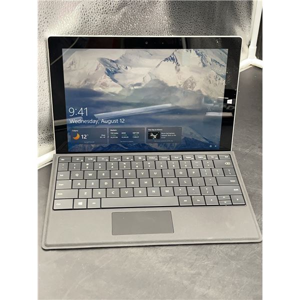 Microsoft Surface Tablet with Keyboard