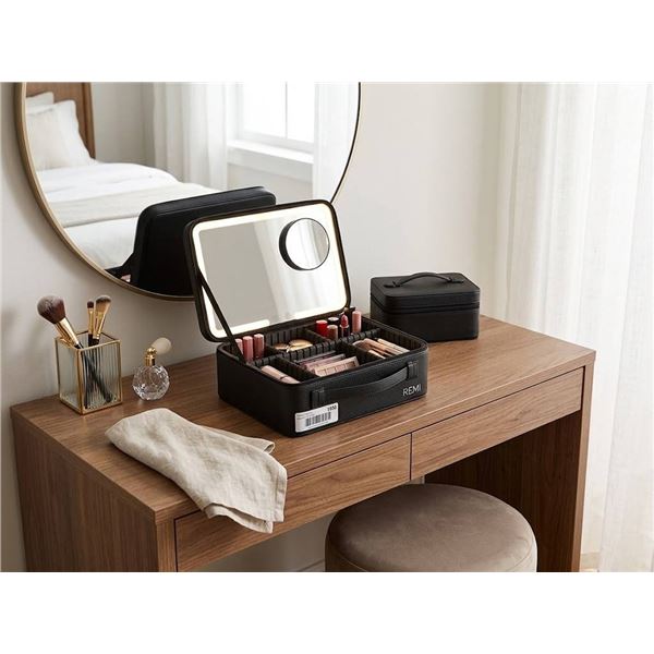 Sheffield Labs Travel Vanity Case With LED Mirror