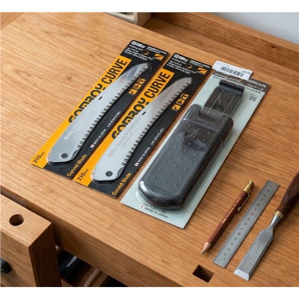 Lot of Silky Gomboy Curve 210mm Saw Blades and Case