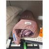 Image 3 : Below Zero 2 in 1 wearable blanket