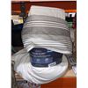 Image 2 : Berkshire Home Cooling Blanket Queen/Grand