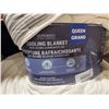 Image 3 : Berkshire Home Cooling Blanket Queen/Grand