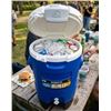 Image 1 : Igloo 5-Gallon Wheeled Water Cooler