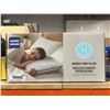 Image 2 : Martha Stewart Queen Grand Memory Foam Pillow