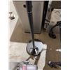 Image 5 : 70 in Tall Black Arc Floor Lamp