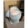 Image 2 : Martha Stewart 3-Inch Memory Foam King Topper