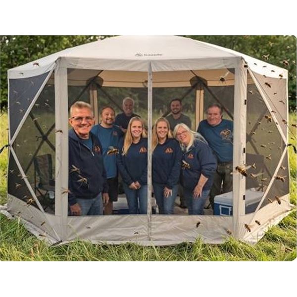 Timber Ridge pop up screen house